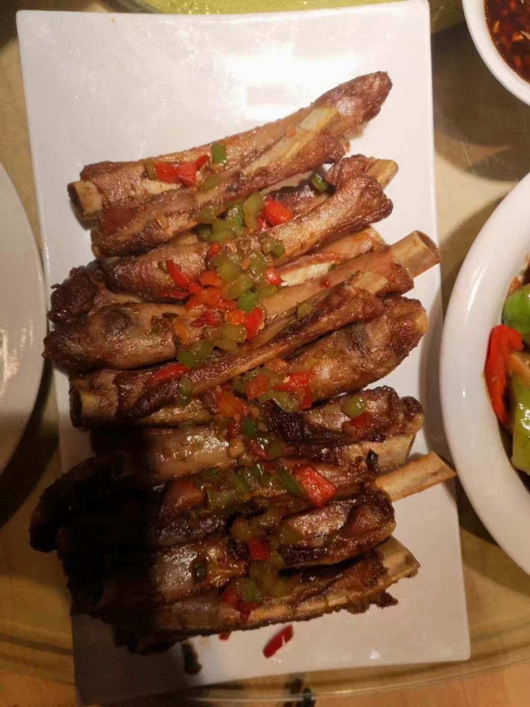 猪排骨  肋排条有货，价格不高，质量很好，全国发货，诚信经营