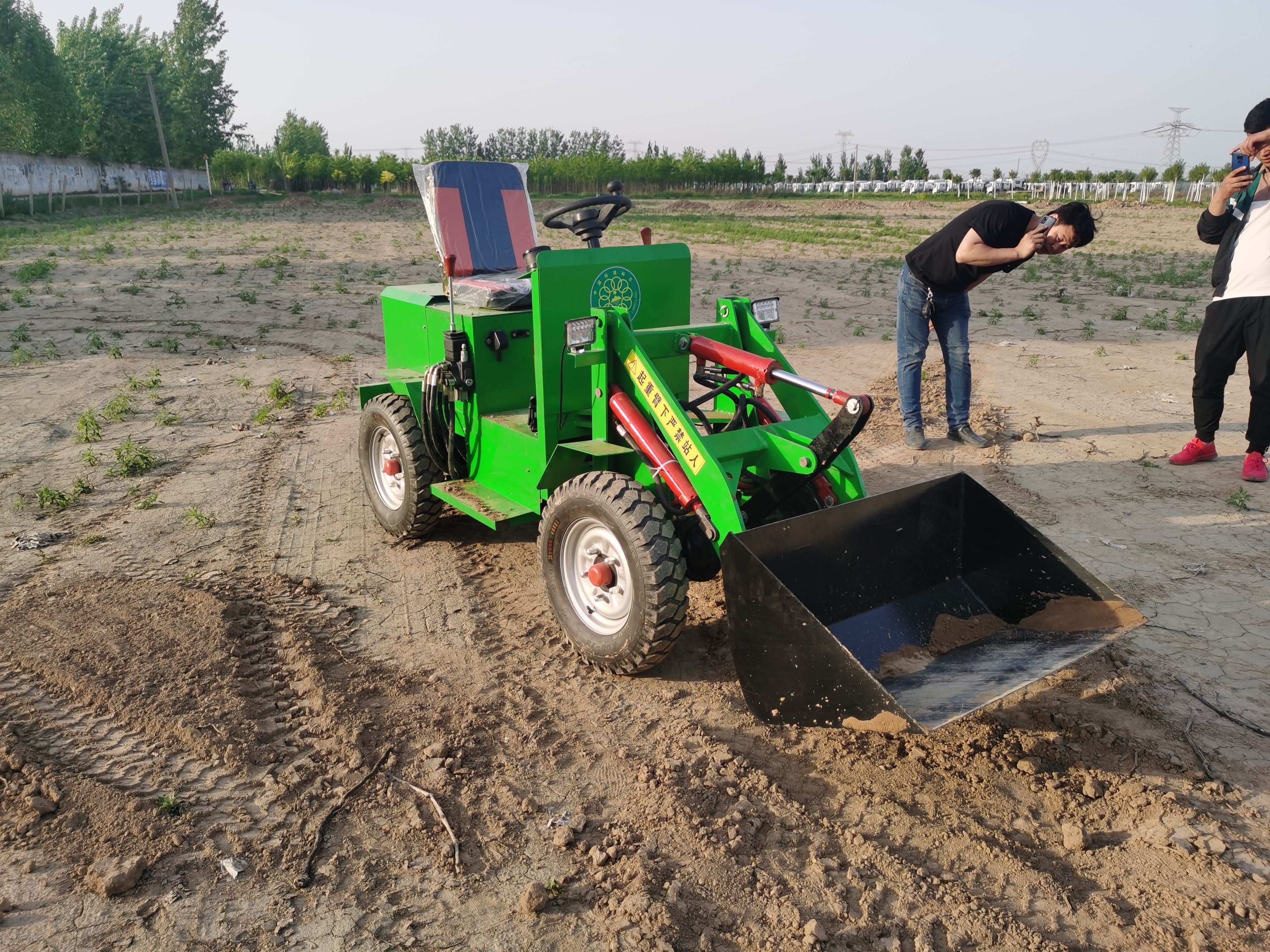 电动铲车电动装载机小型电动铲车小型装载机