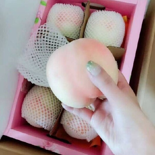 无锡阳山水蜜桃 六个装  净 重约四斤
