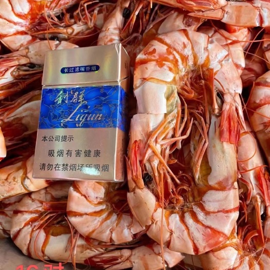 日晒大草对虾干，鲜活煮熟而晒制，口感鲜甜