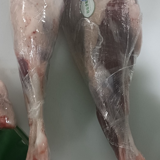 永登县羊腿肉  西北百草羊，羔羊后退