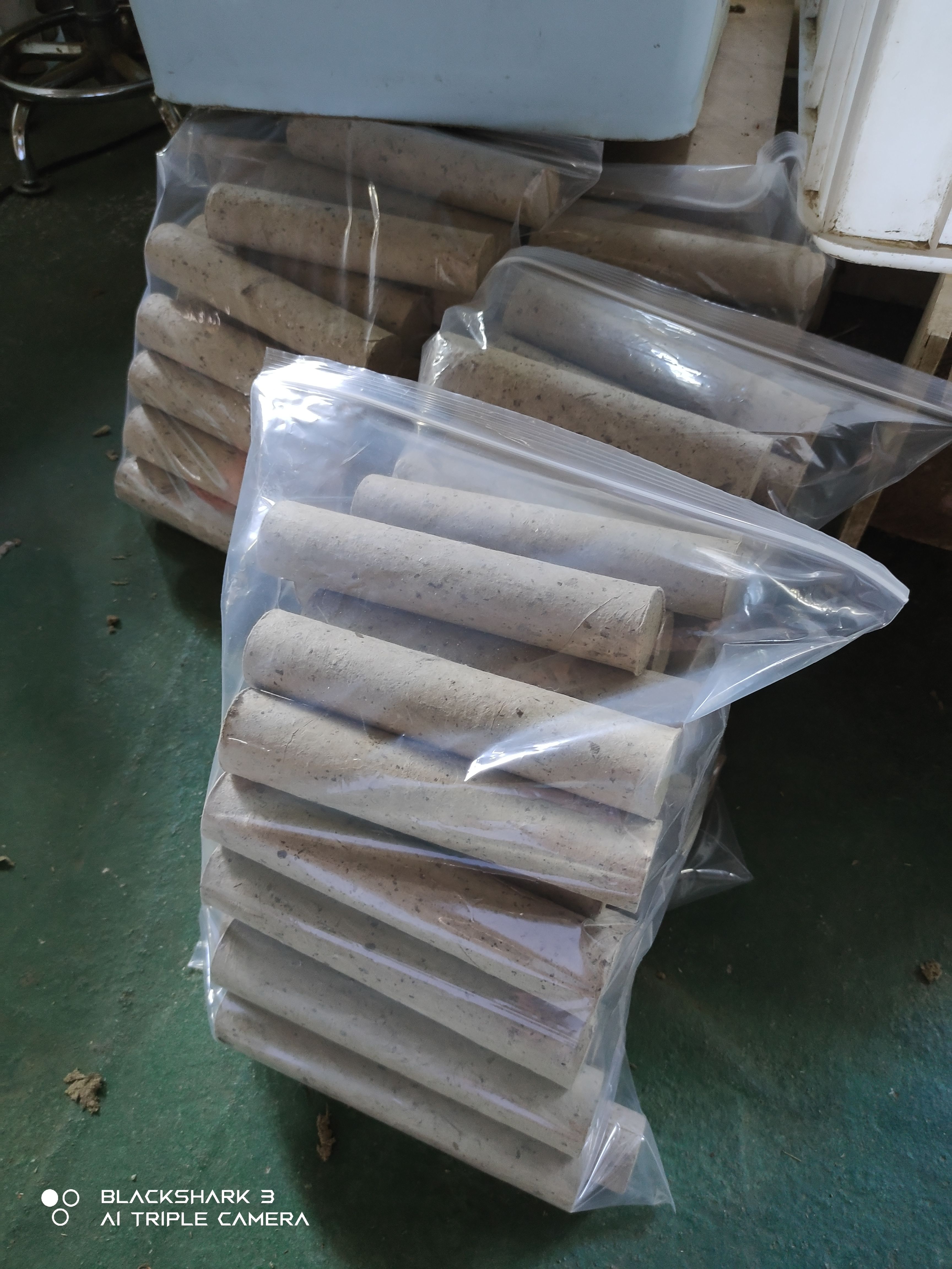 蕲艾条  三年蕲艾艾红花条4.0-20厘米25米一支，4支包邮100