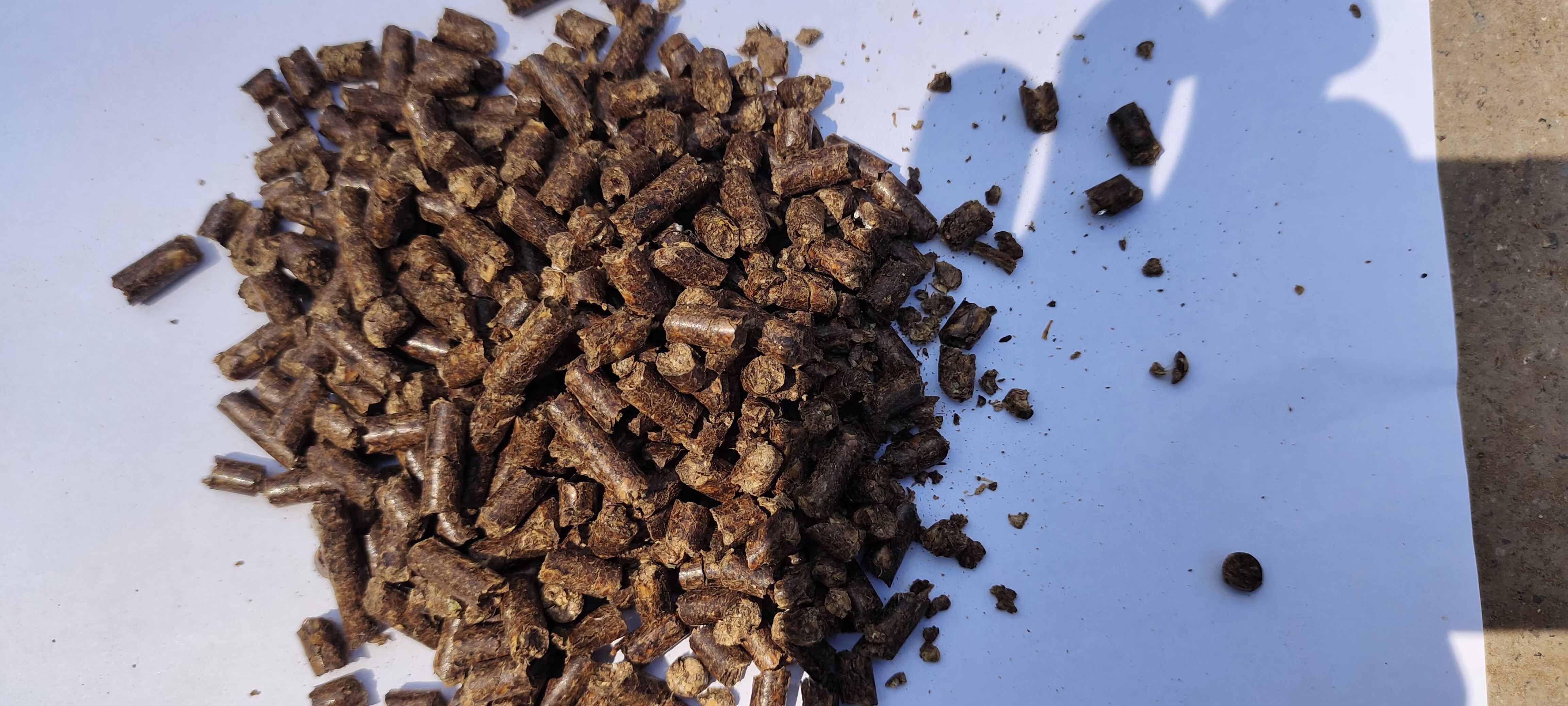 禾谷饲料  牛羊牧草颗粒，全价料颗粒，需要请下单