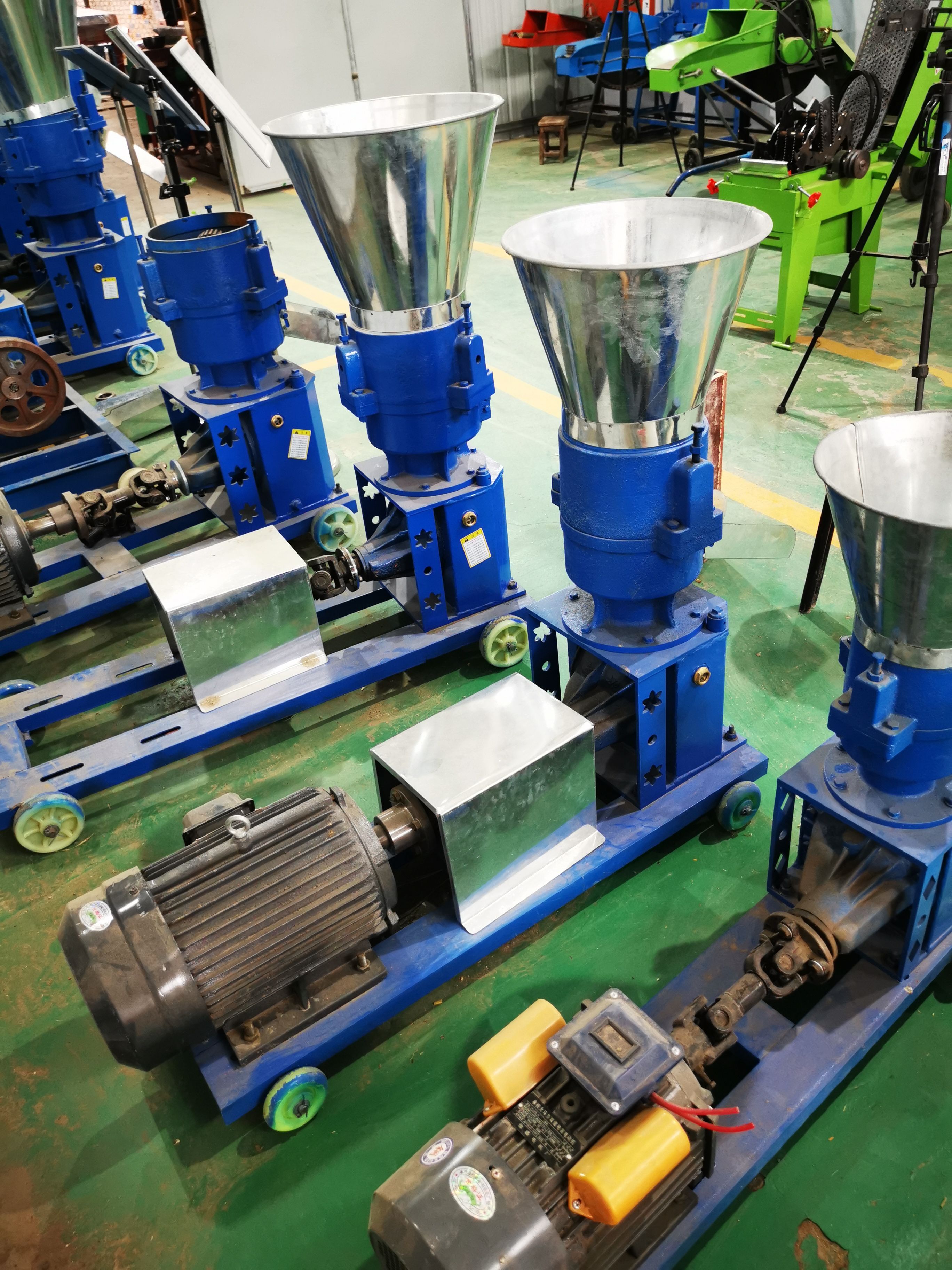 饲料颗粒机  颗粒机 饲料成型颗粒机制颗粒机