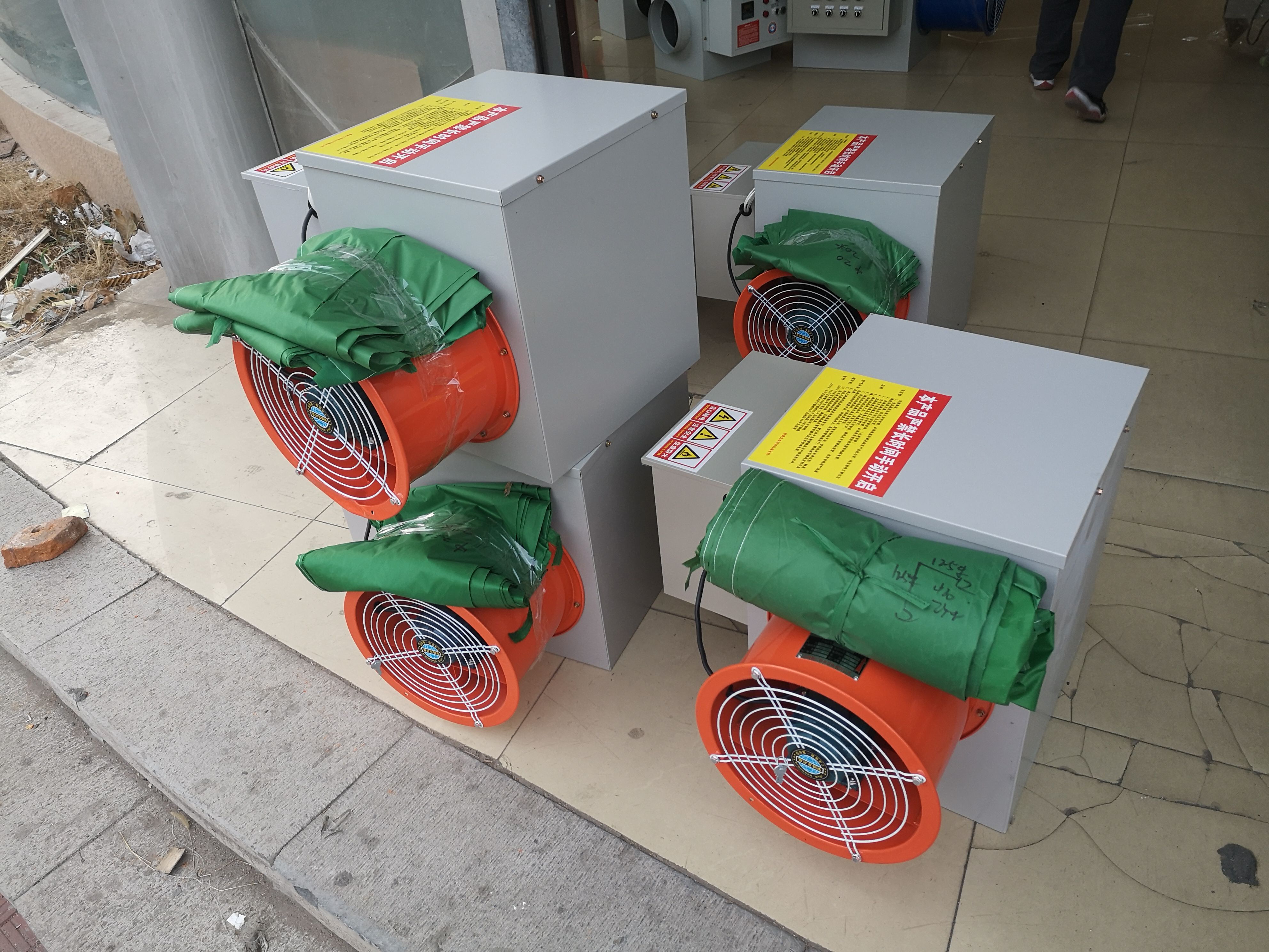 养殖热风炉  厂家直销畜牧养殖电热风机，自动控温 体温迅速5-50kw