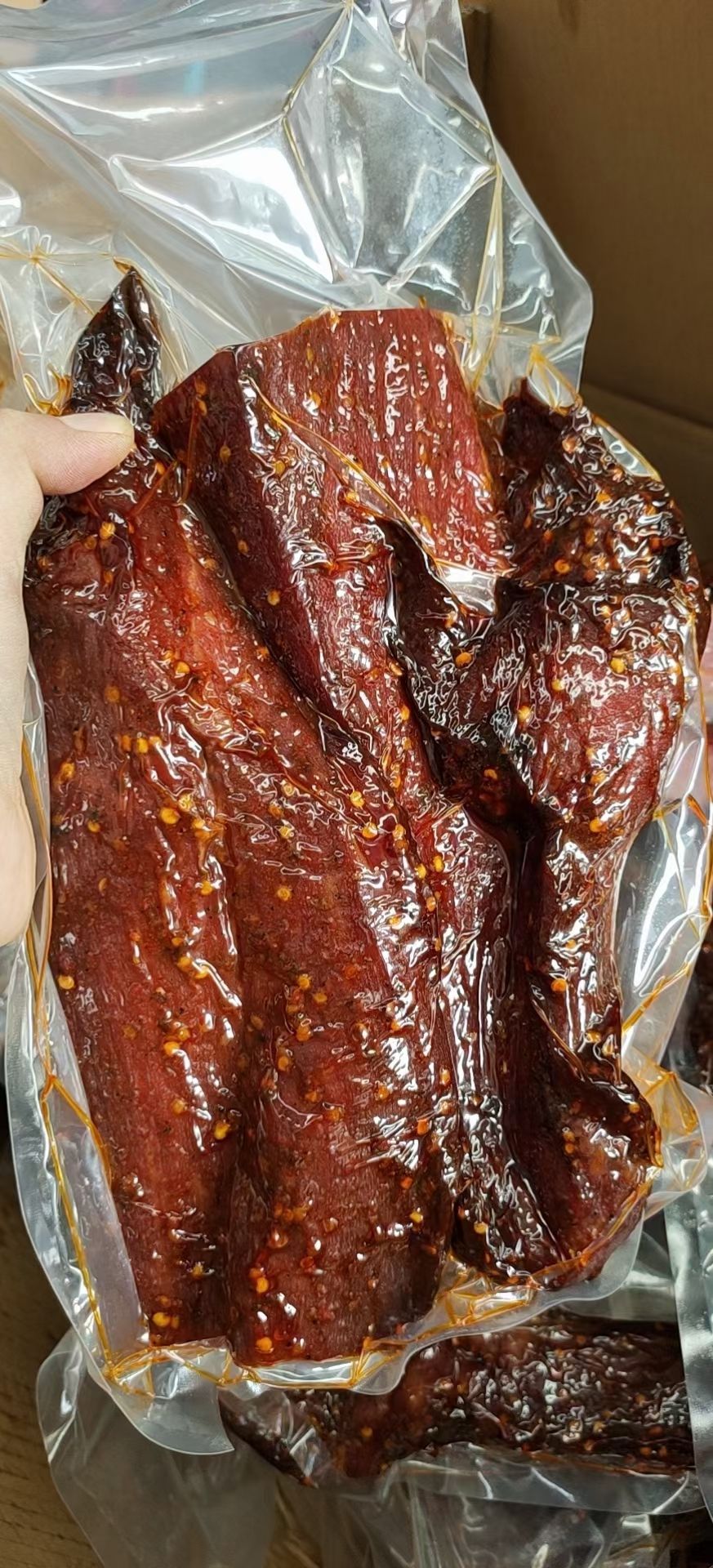 猪肉类  厂家批发地摊跑江湖麻辣大块肉烟熏大块肉 真空包装麻