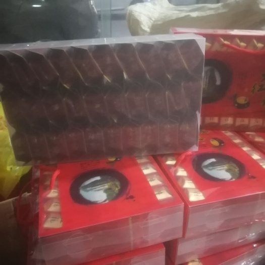武夷山市自产自销大红袍  ，水仙  ，肉桂等