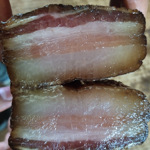 重庆市腊猪脚  腊肉    五花腊肉