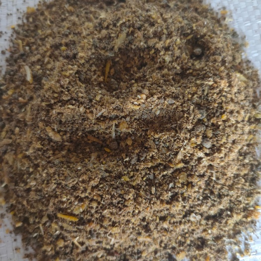 海兴县蛋白质补充饲料  渤海蛋鸡蛋鸭专用鱼排粉蛋白47新鲜度80价