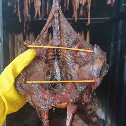 灌阳县 腊鸡 腊土鸡 烟熏鸡 桂林特产 腊鸭 烟熏鸭