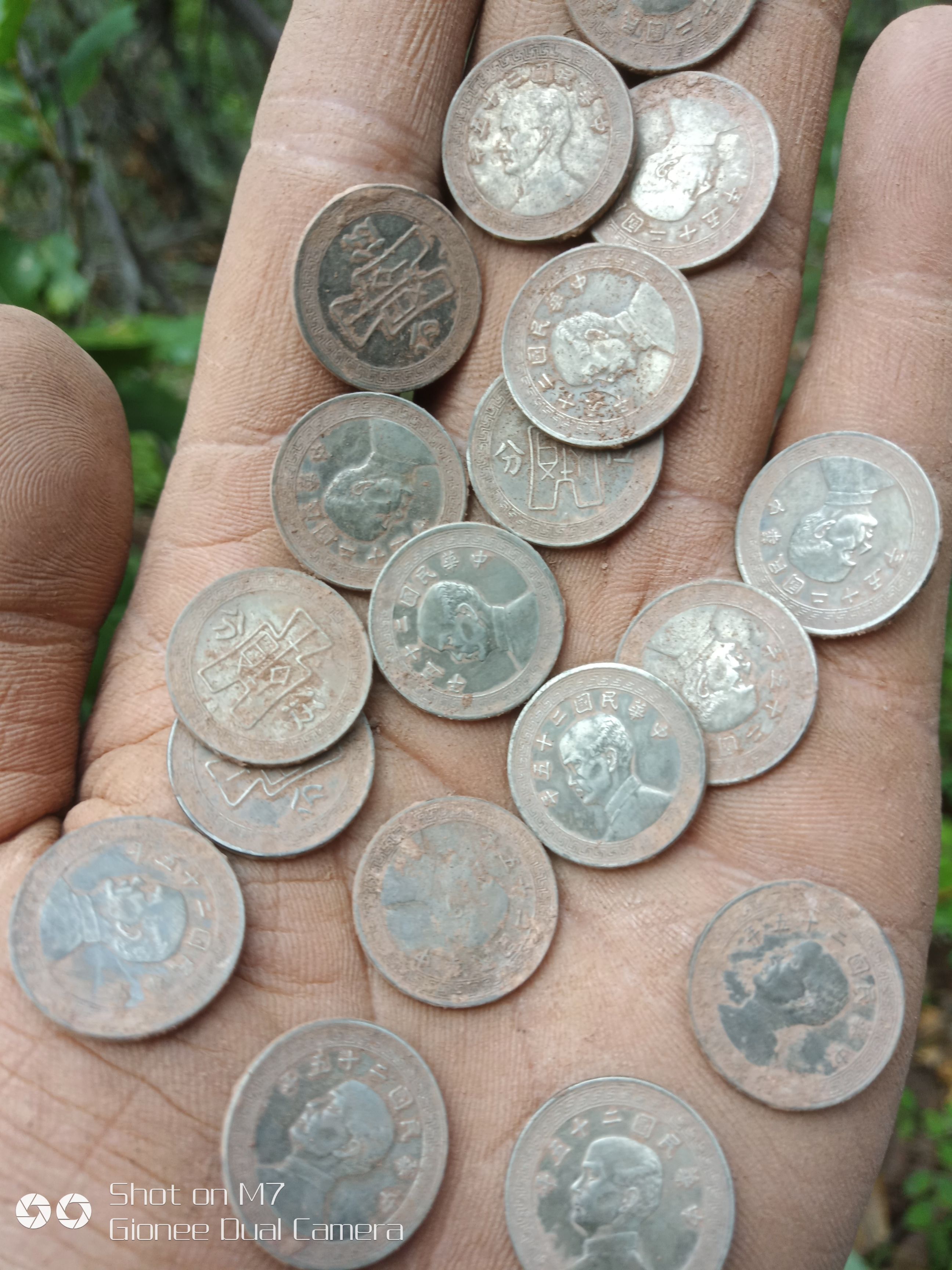 包装纸 想要的老板请联系