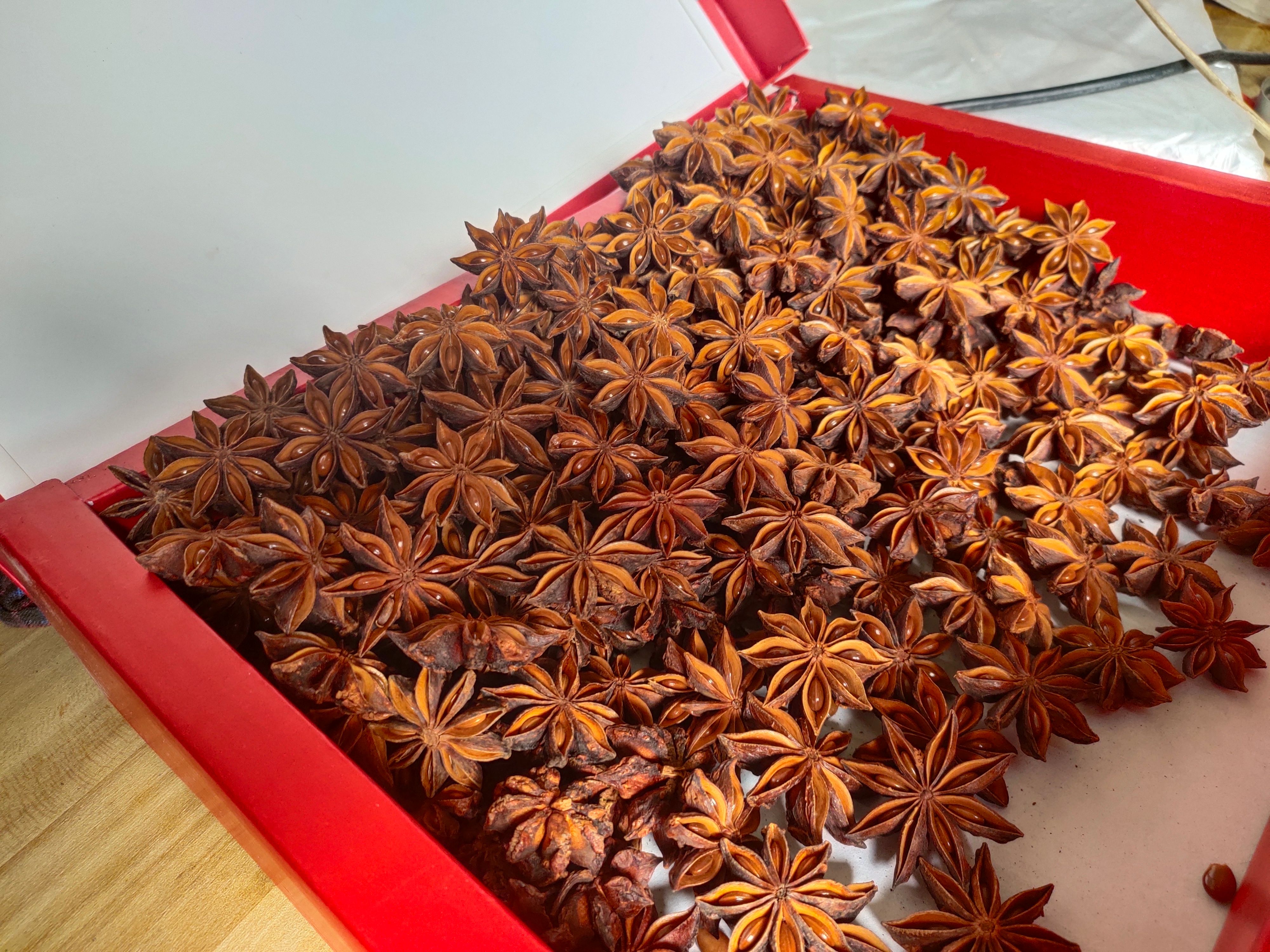 广西大红八角无硫足干大红八角另售干枝八角碎片八角枝头