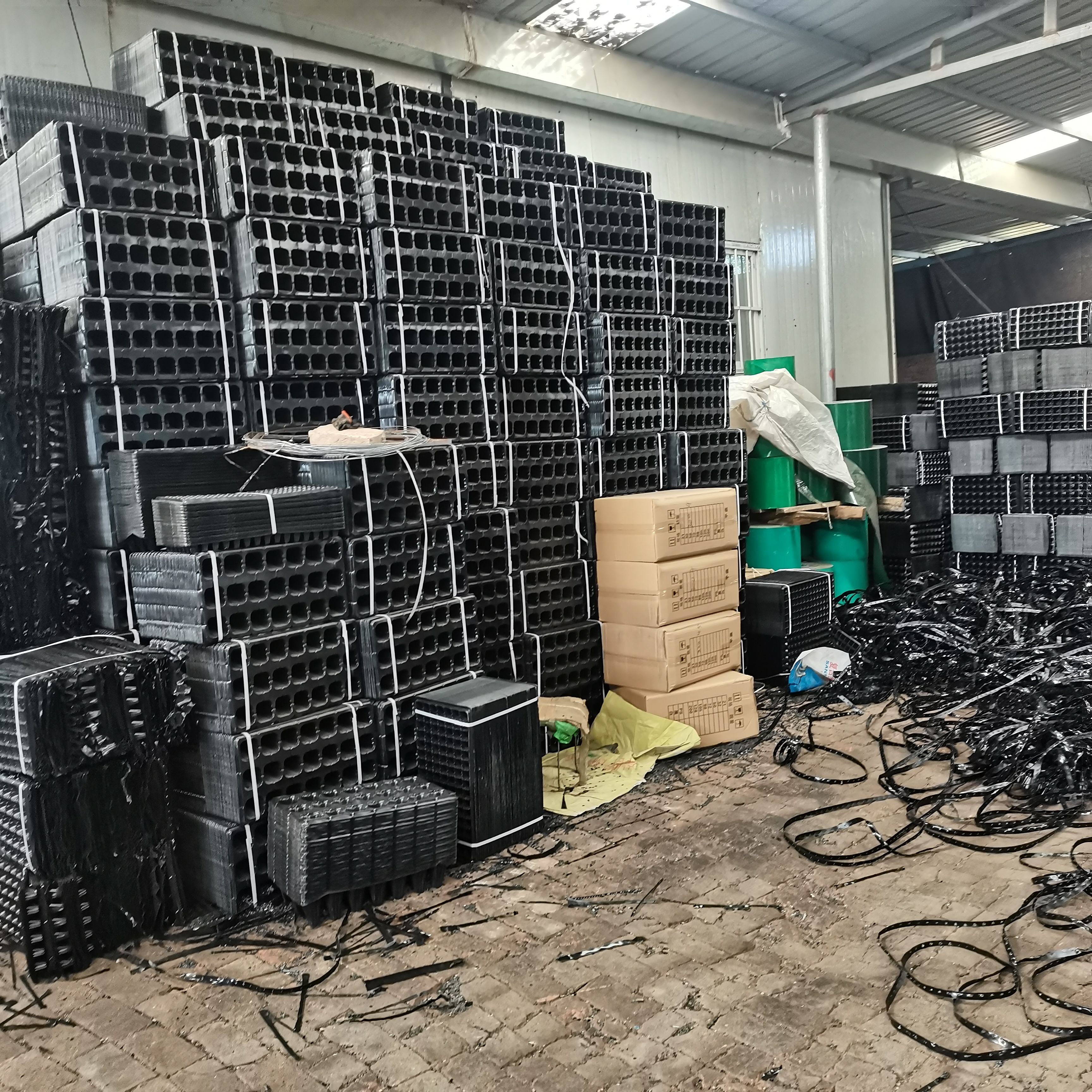 育苗穴盘，21孔32孔50孔72孔105孔128孔200孔