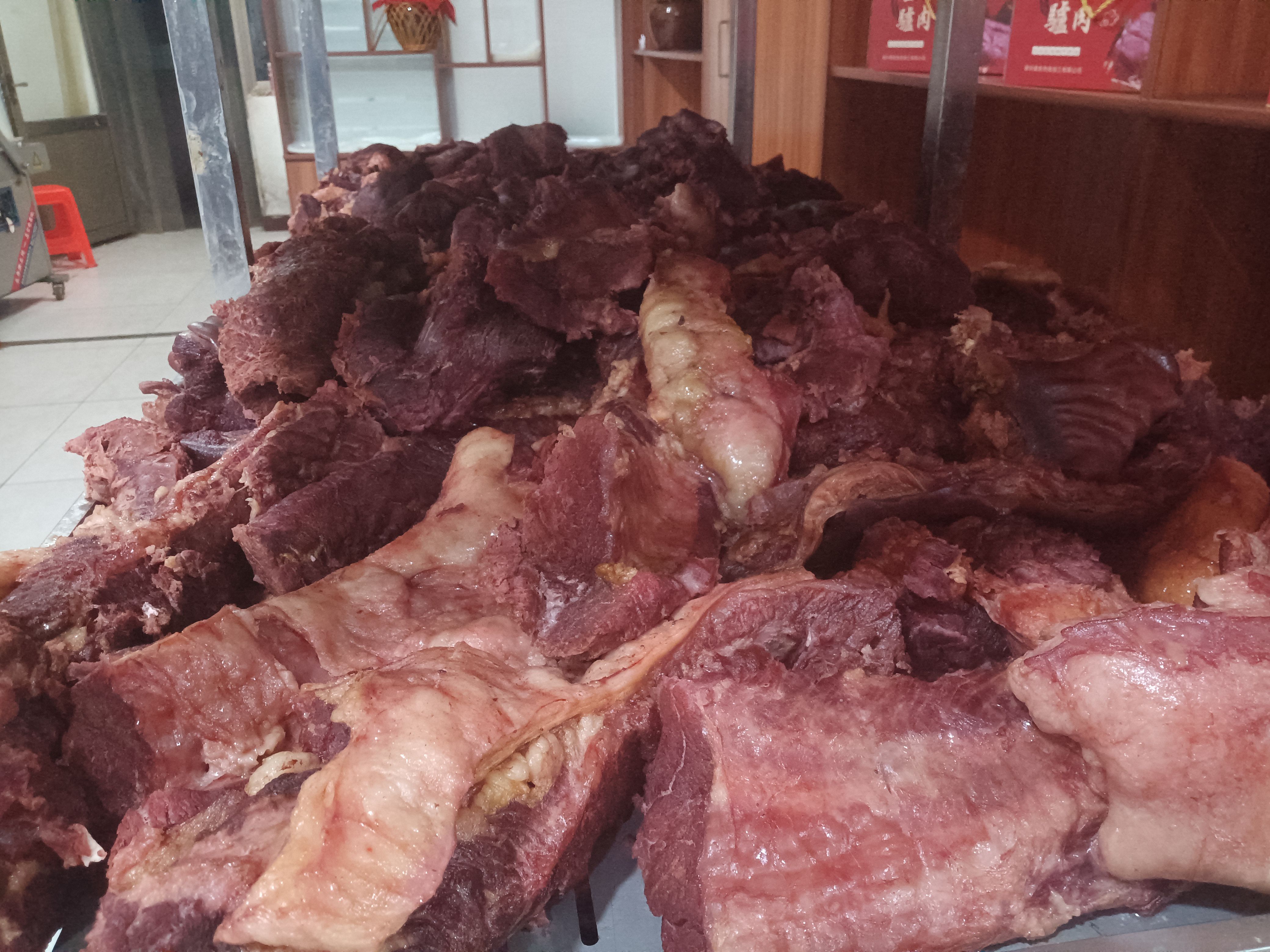 卤马肉  五香鲜熟干马肉 老汤卤制 专门供应饭店熟食店批发