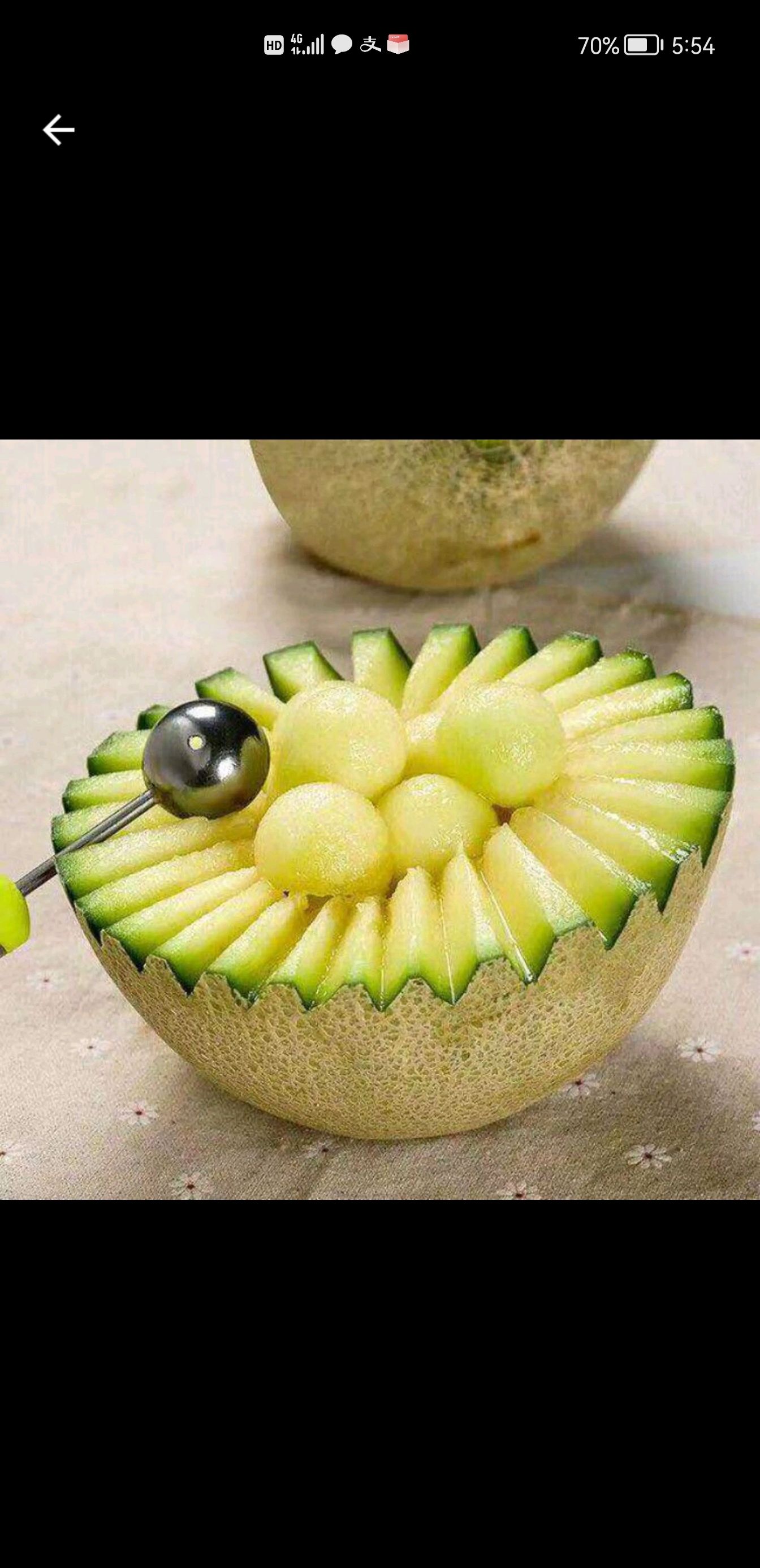  鲁厚甜精品网纹瓜，口感香甜，入口即化，