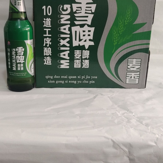 宁津县雪啤啤酒，口感泡沫细腻，麦香浓郁