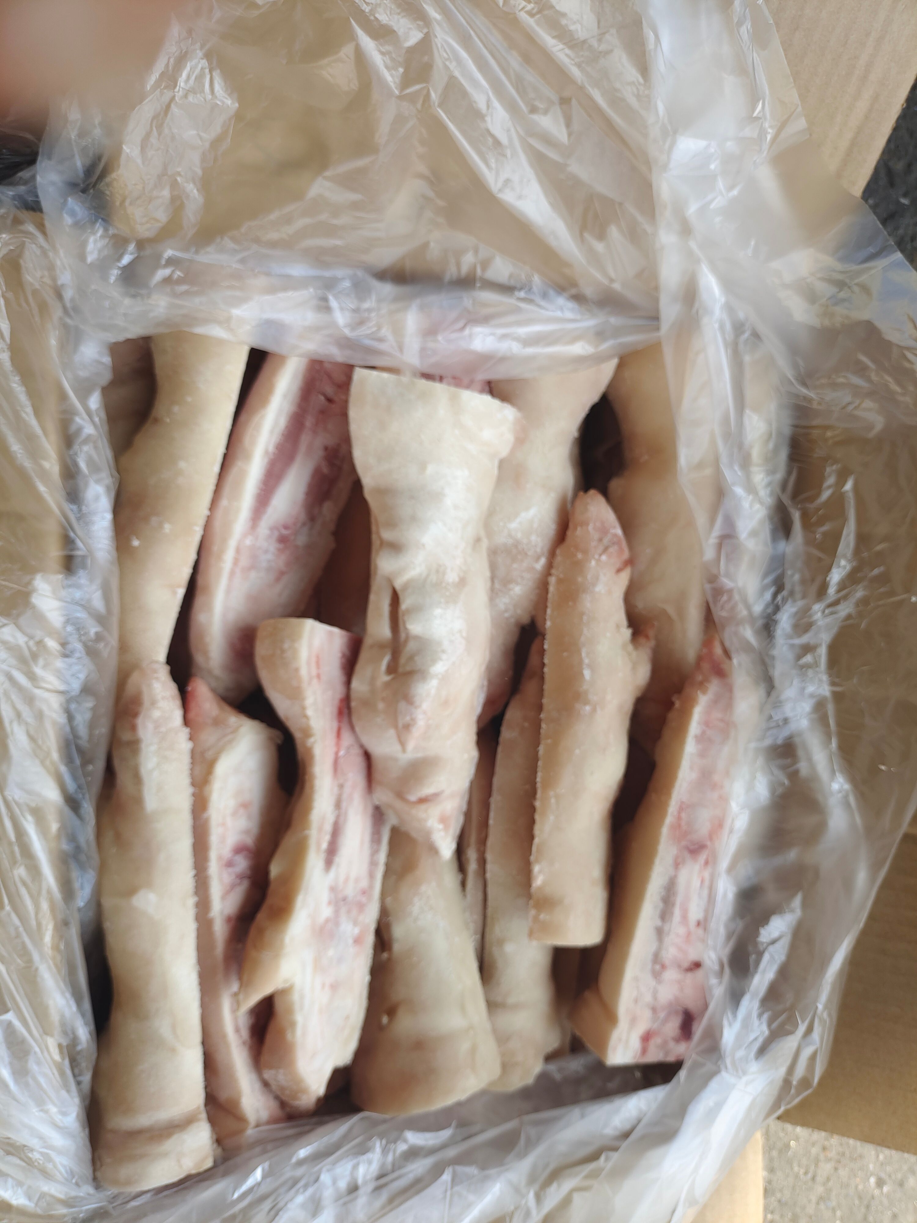 猪蹄  开边猪手