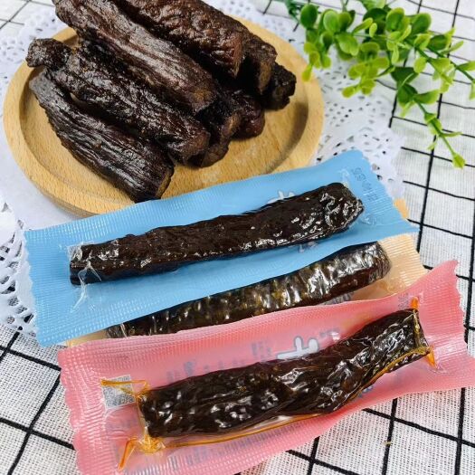 呼和浩特牛肉干 亲：咱们家都是实体店保证，店掌柜发货，拒绝一件代发！