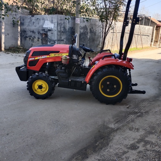 曲阜市輪式拖拉機(jī)  薩丁504 604大棚王拖拉機(jī)，低矮型果園大棚