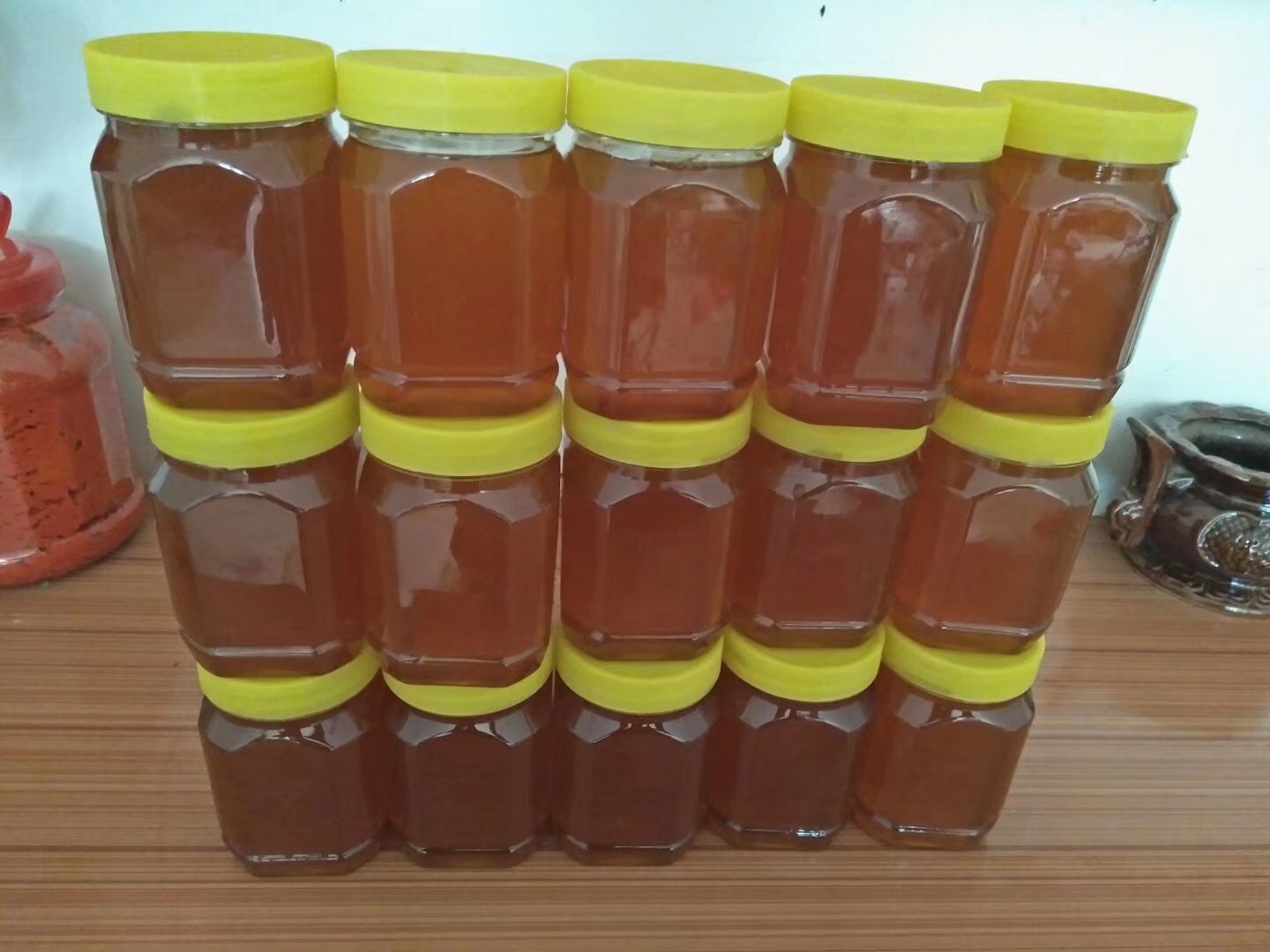 土蜂蜜自家房前屋后土养一年一取产量低蜜质优