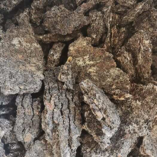 砀山县饼肥  蓖麻饼（肥料）本产品有较高的氮、磷、钾，有机质含量高