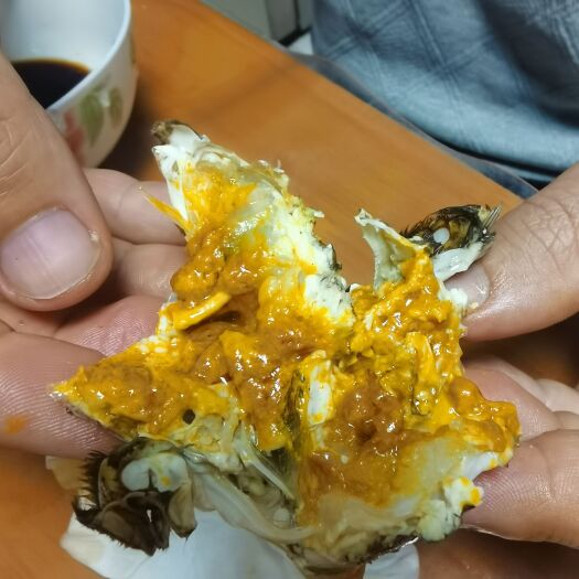昆山市 淀山湖大闸蟹