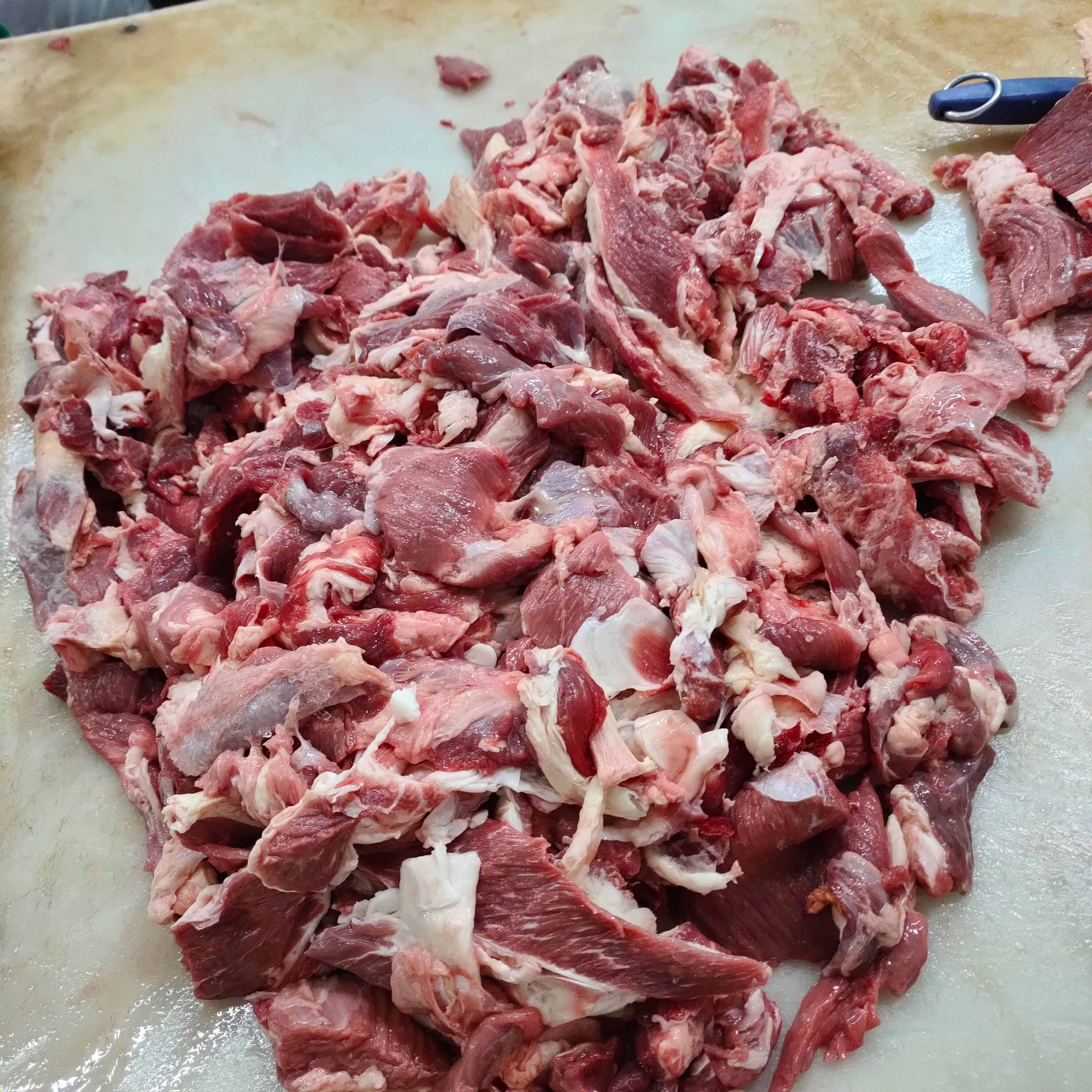 肥牛  纯干无调理，碎肉
原料视频