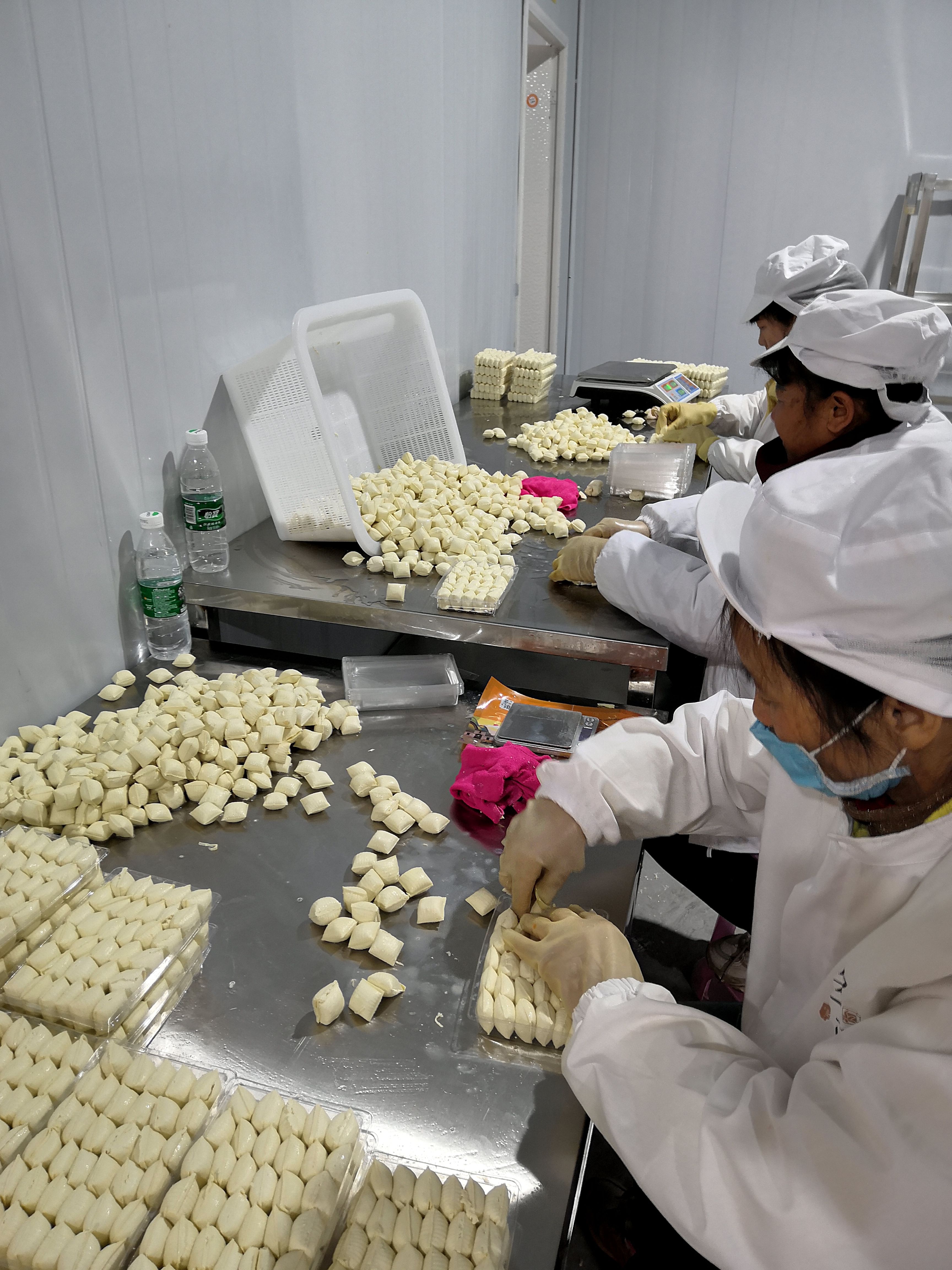 冻豆腐  云南特产石屏包浆豆腐厂家直发