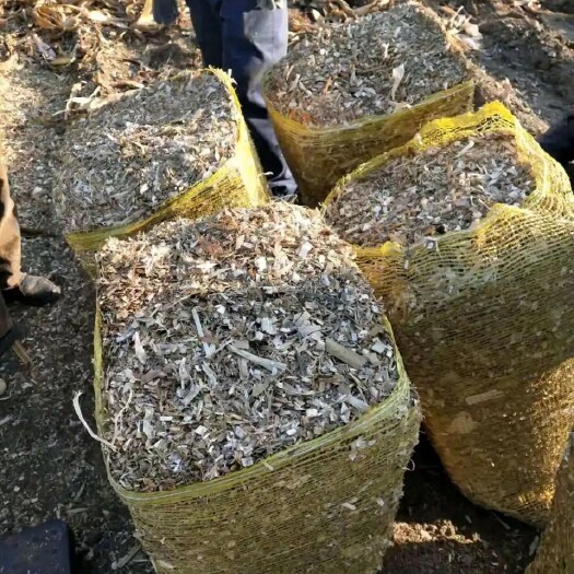 柳河县 玉米秸秆草块，人工铡段草，无土无膜无霉变。