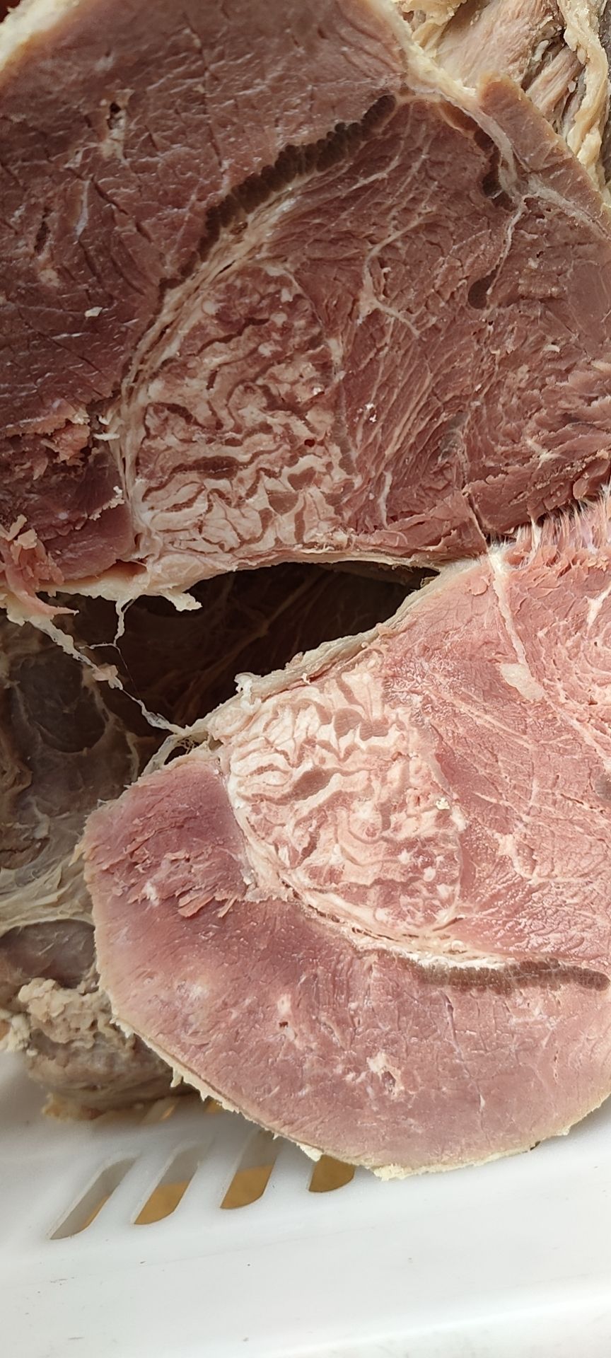 酱香牛腱子 牛腱，牛龟腱无油干货，质量保证