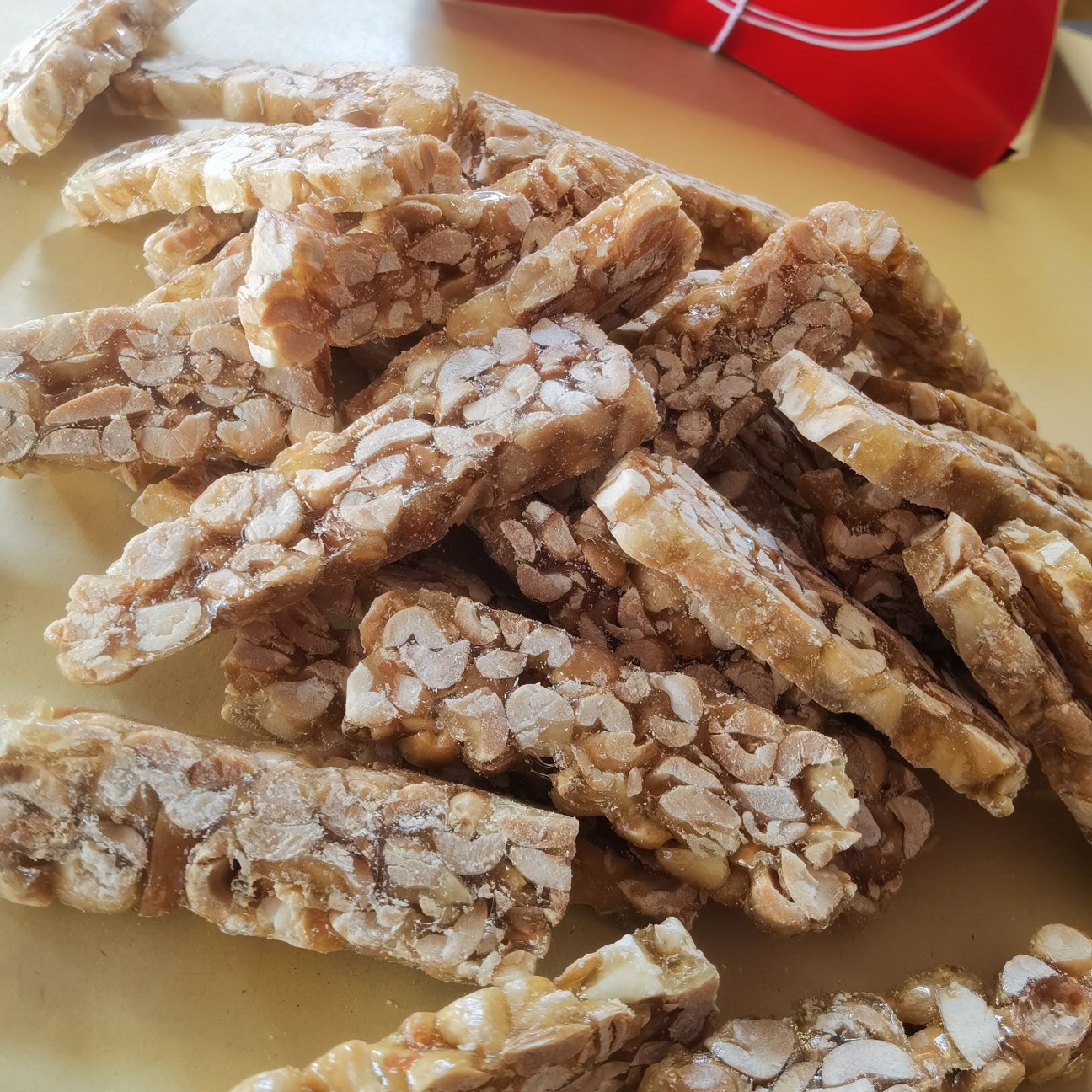 酥糖 安平县纯手工制作花生豆多多糖 市场直供现做现发