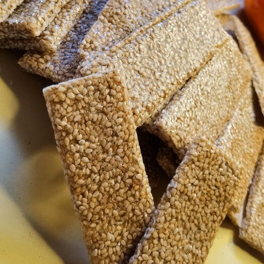 安平县芝麻糖  安平特产纯手工制作芝麻板糖 老工艺制作 市场直供现