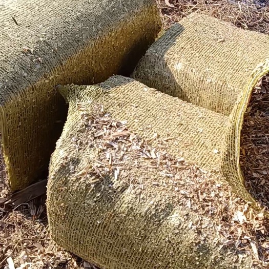 滦平县 玉米秸秆草块