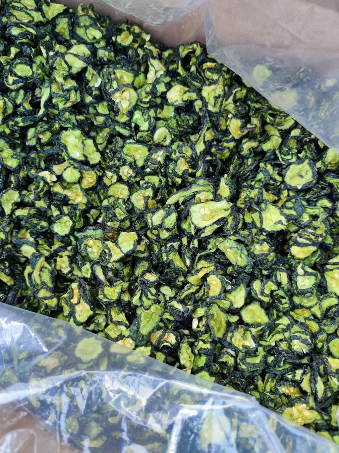 干黄瓜  黄瓜片，黄瓜干。
