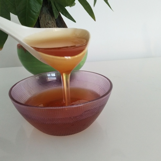桓仁县土蜂蜜   中华蜂木桶百花蜜