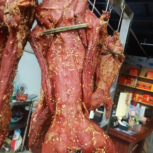 肉兔 烟熏兔子，干度好 麻辣 五香两种，跑江湖 展销会 一手