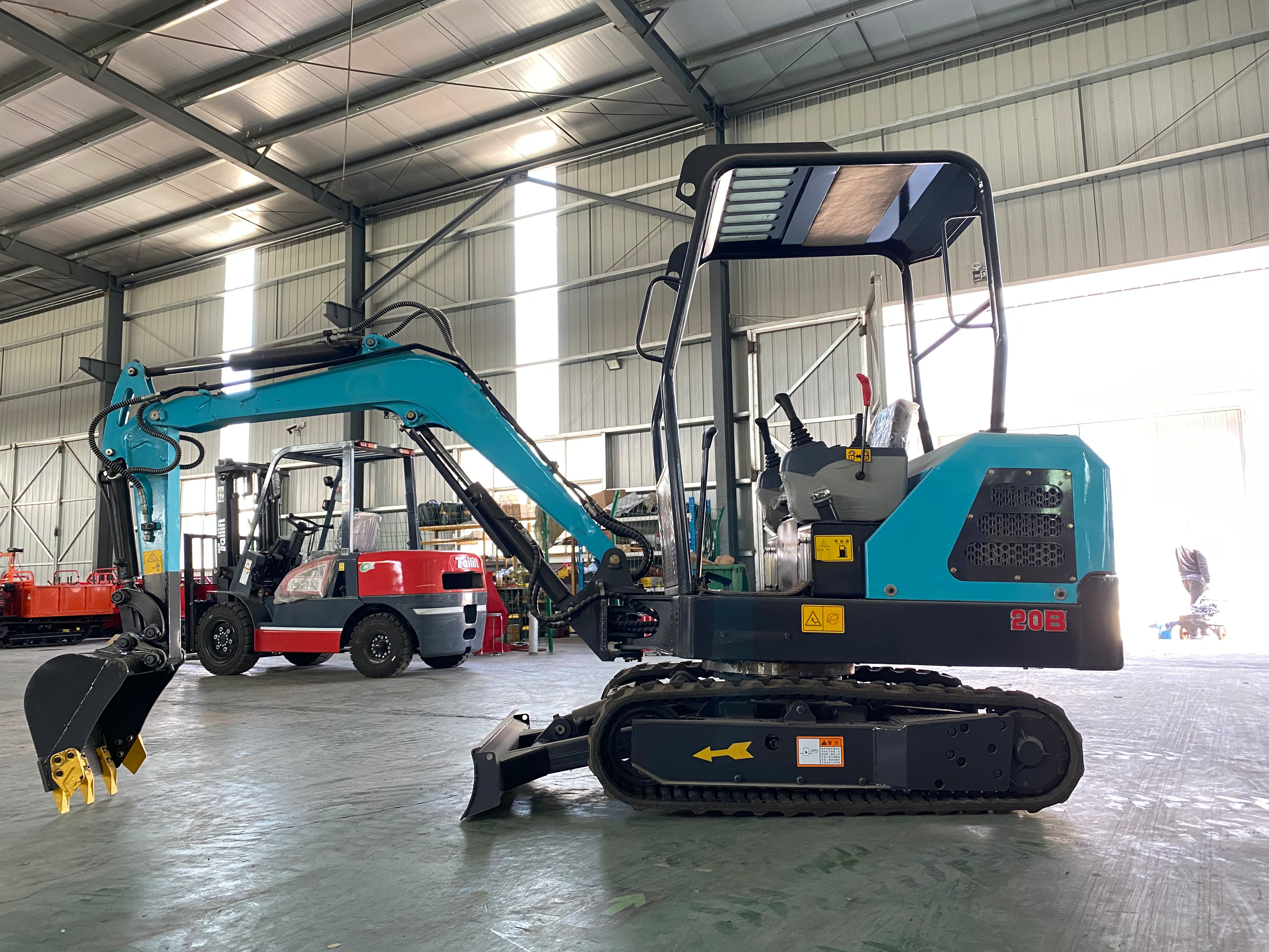 厂家直销20挖掘机各种型号挖机迷你挖掘机农用小型挖掘机