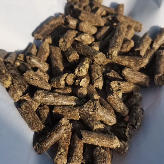 正阳县青干草饲料 花生秧颗粒料 牛羊饲料