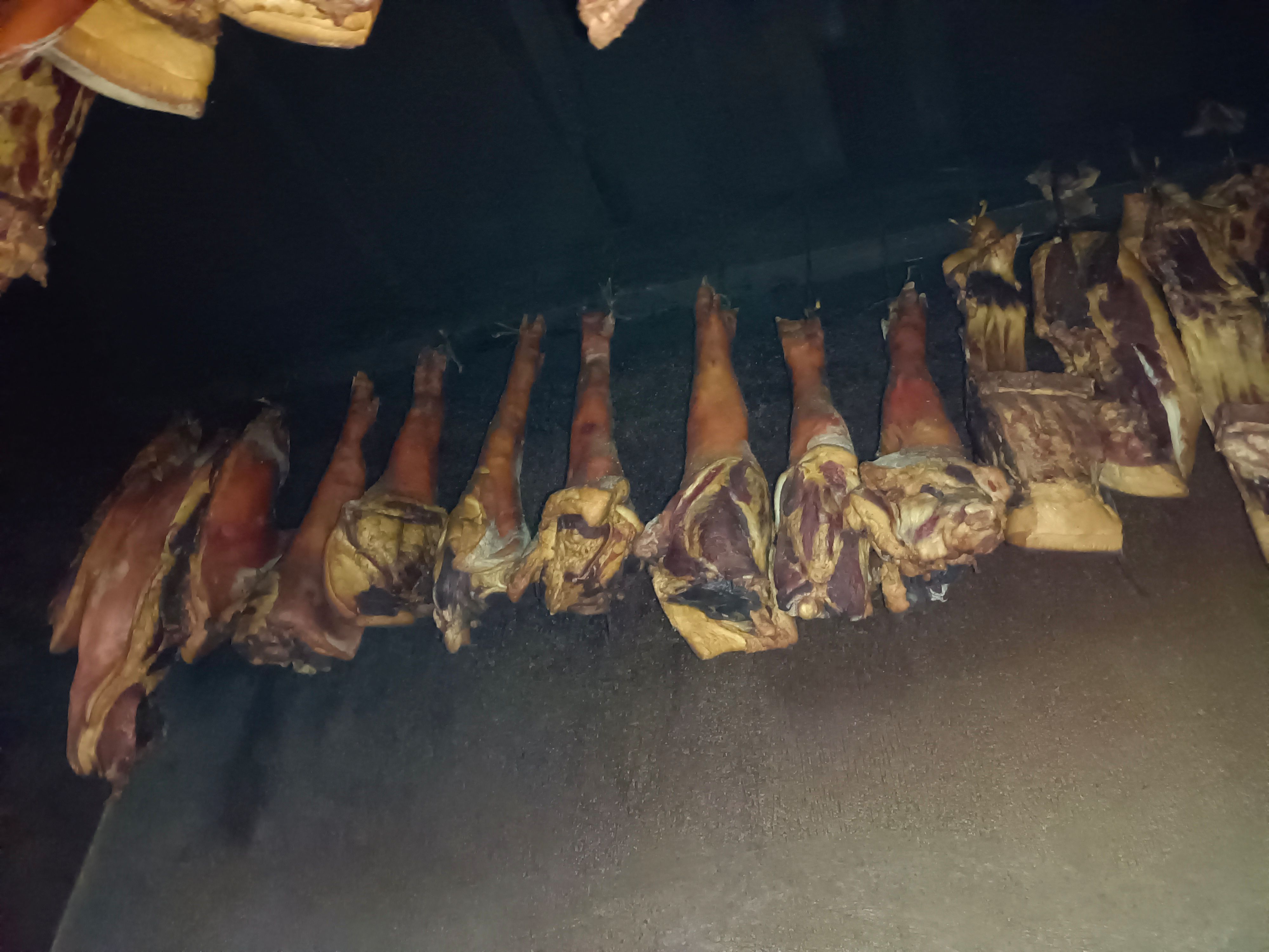 湘腊肉腊肠腊猪蹄 土家族正宗土猪薰肉