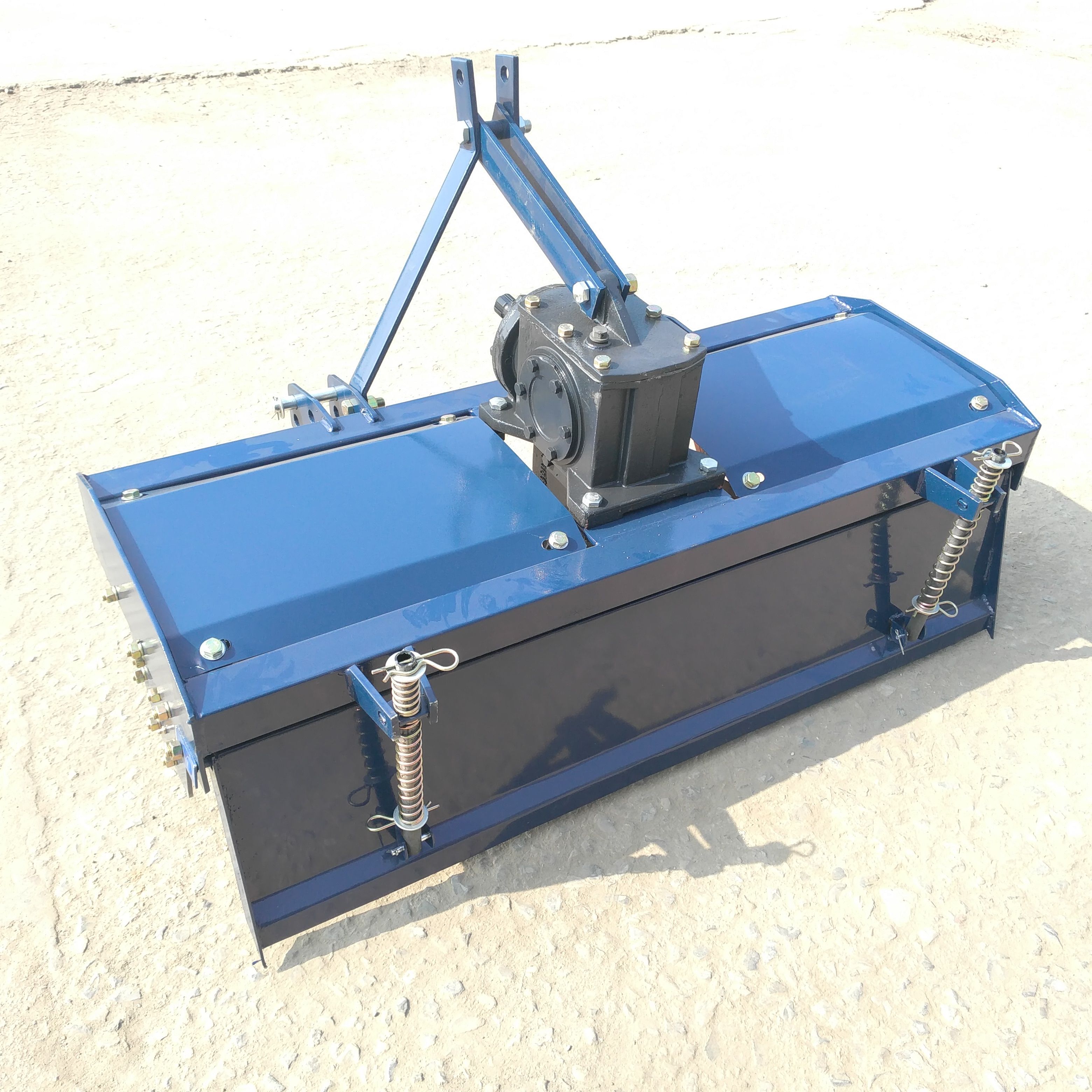 小型旋耕机，12-25马力单缸拖拉机旋耕机，1.3米