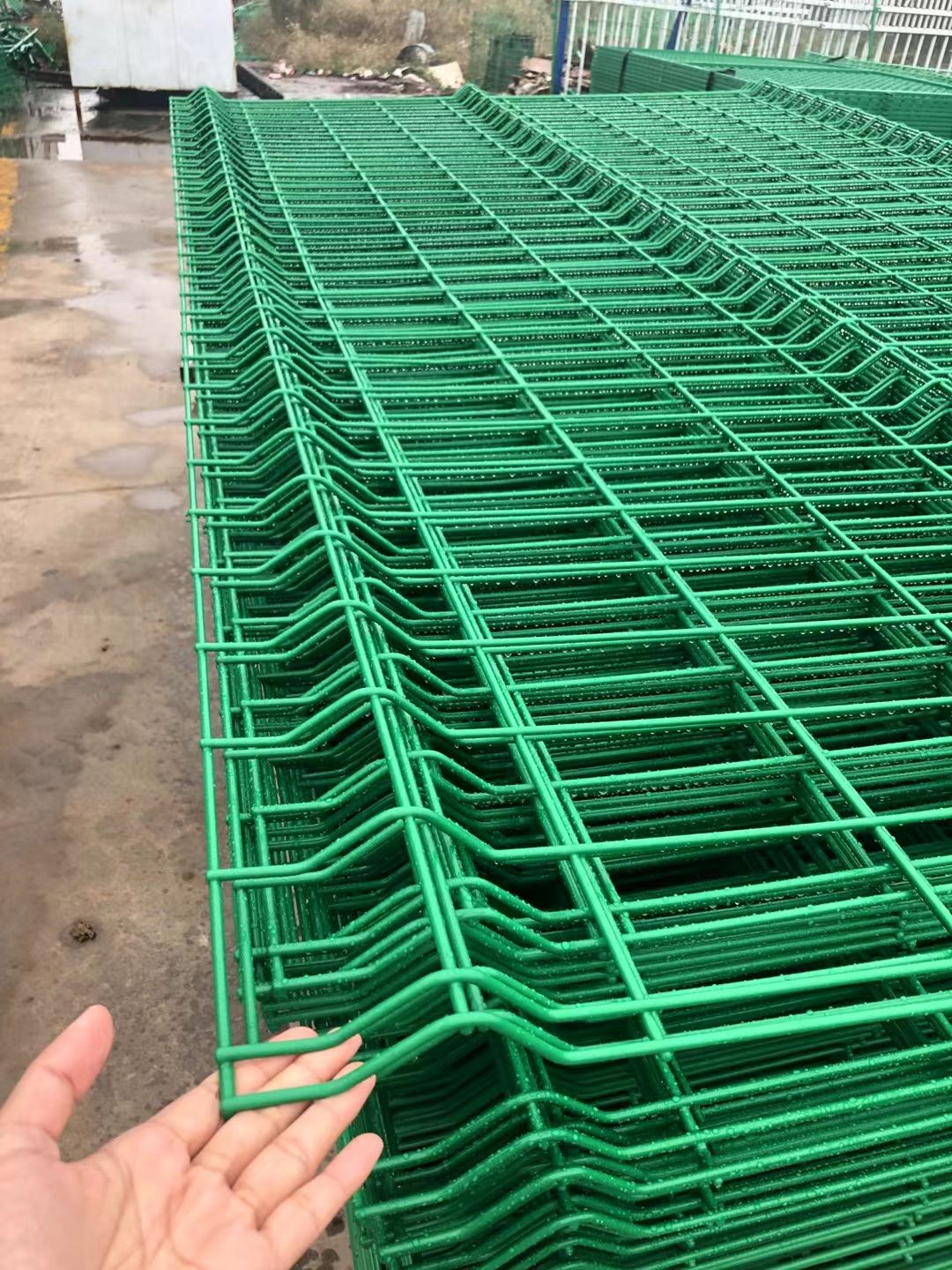 厂家批发硬塑双边护栏升级加粗护栏网高速铁路圈山池塘防护网