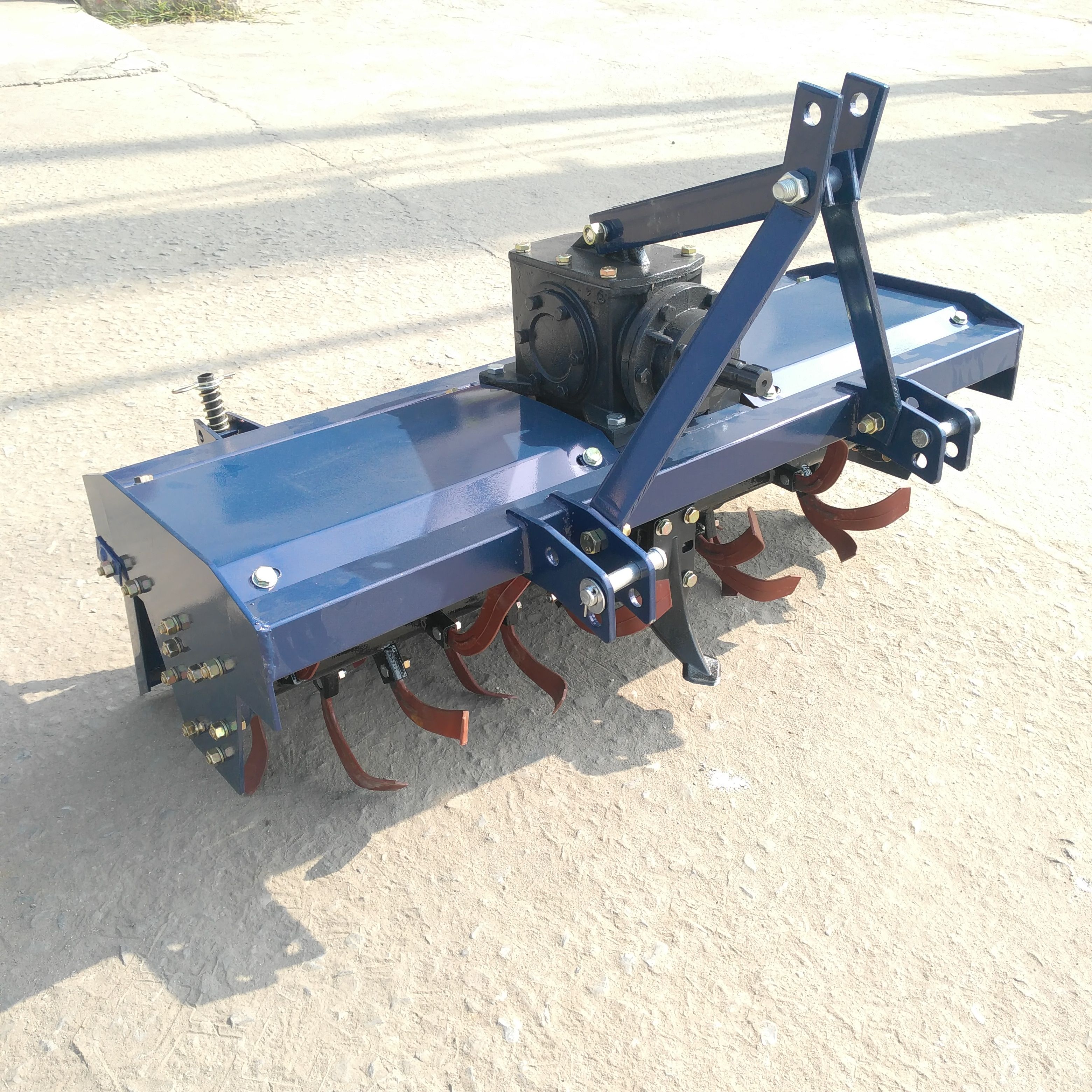 小型旋耕机，12-25马力单缸拖拉机旋耕机，1.3米