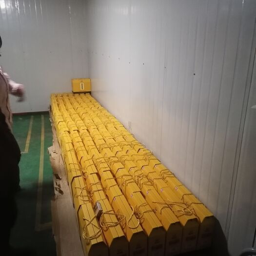 确山县 专利产品，调味油套装，小葱调味油，纯芝麻香油，红油，油泼辣子