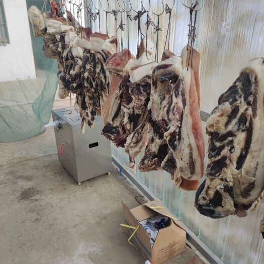 霍邱县 黑猪肉腊肉腊肠