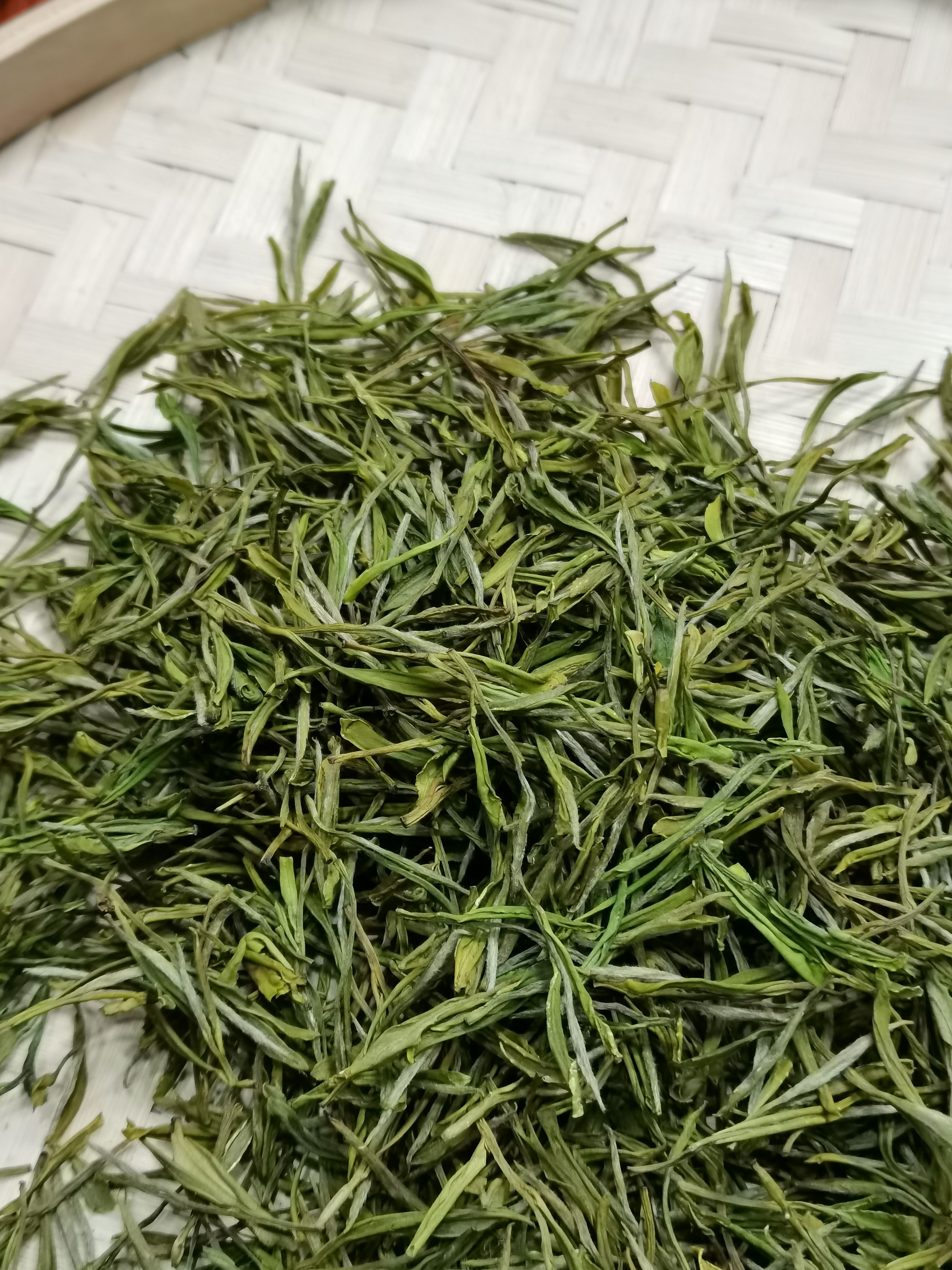 黄金茶 恩施富硒春茶明前黄金芽送礼佳品