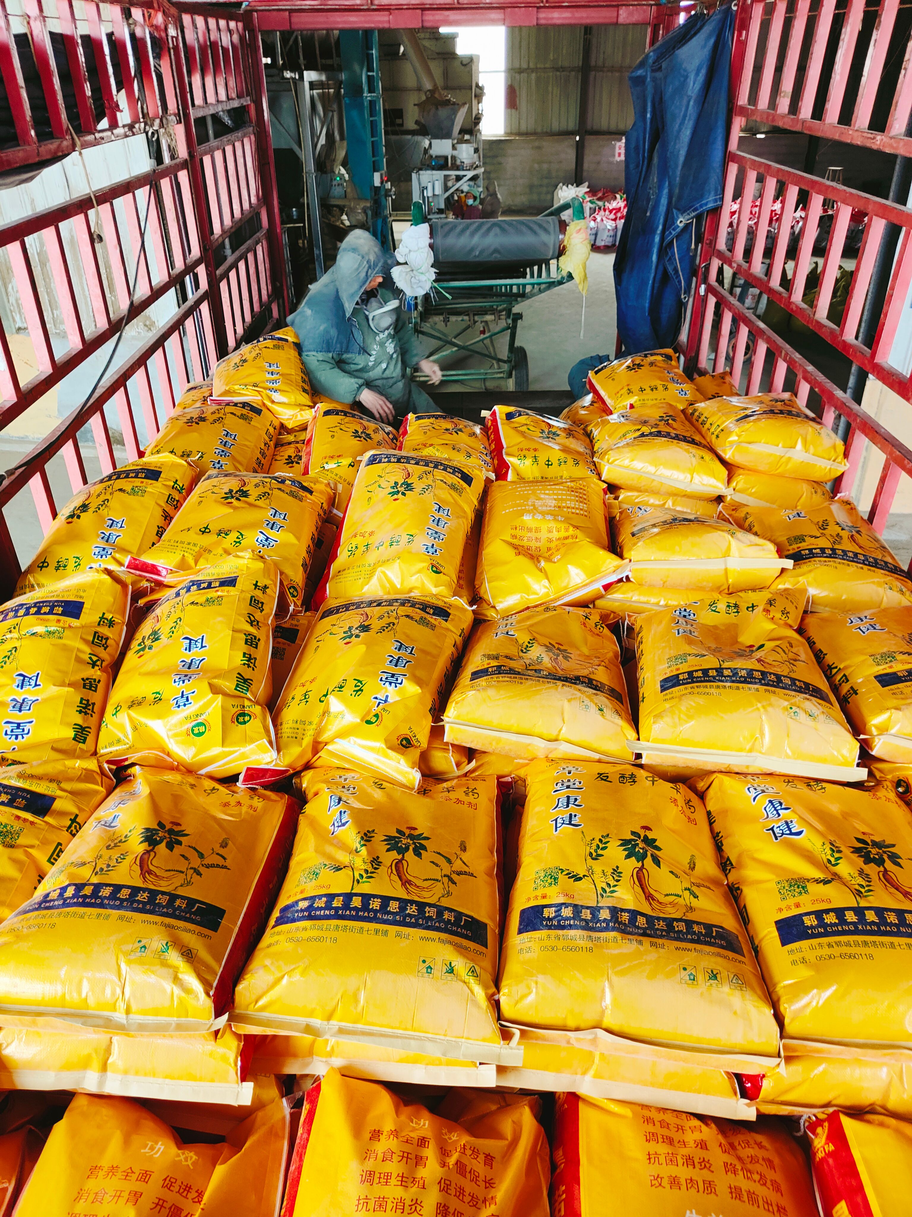 中药发酵饲料草堂康健开胃消食预防腹泻驱虫促生长