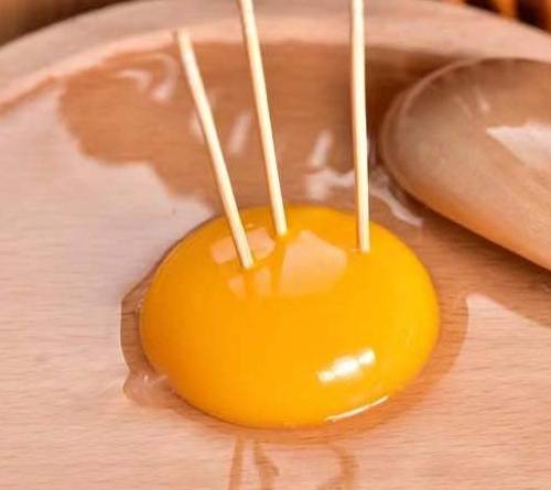  乌鸡蛋
