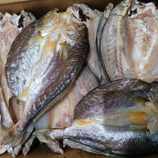 霞浦县淡咸黄鱼干，口感好不咸，清蒸和煎煮都可以