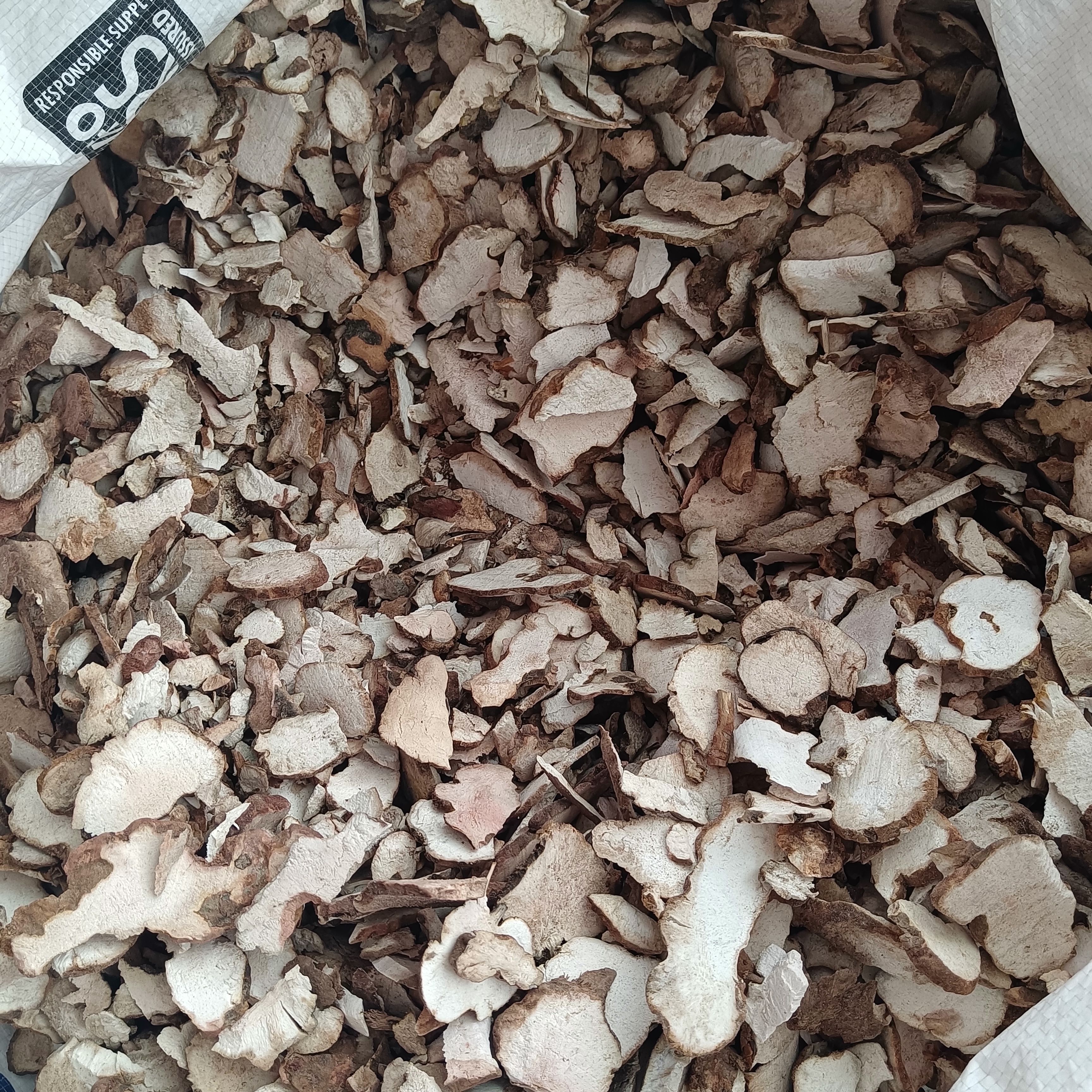 统货粉质厚小片土茯苓.量大从优