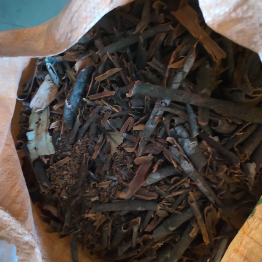 防城港普通桂皮 桂皮碎